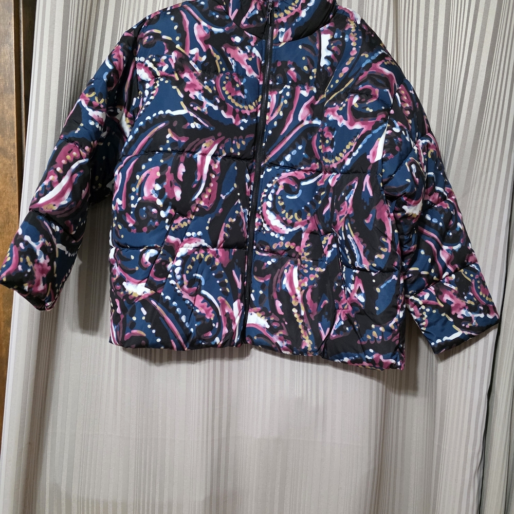 CJ Banks Women's Puffer Jacket - Black and Pink Swirl